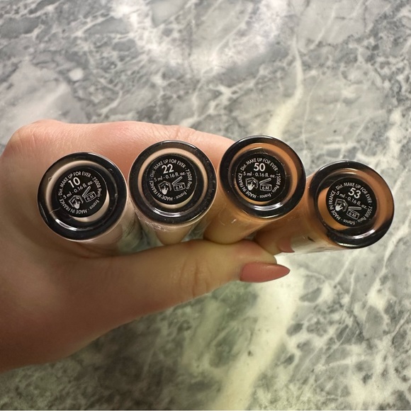 Makeup Forever Ultra HD Concealer - Picture 2 of 3